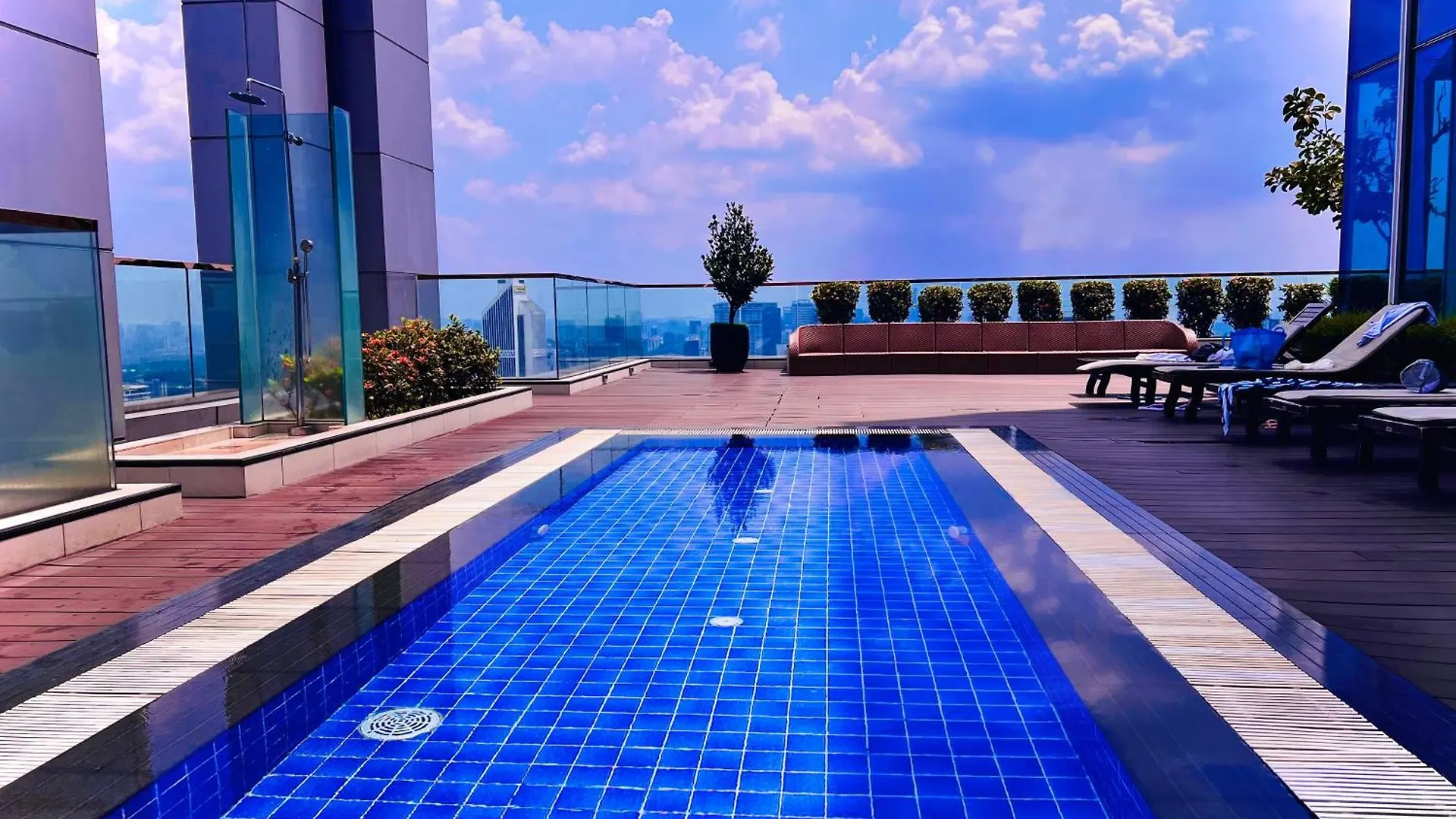 ***** Hotel The Platinum Klcc By Castle Home Kuala Lumpur Malaysia