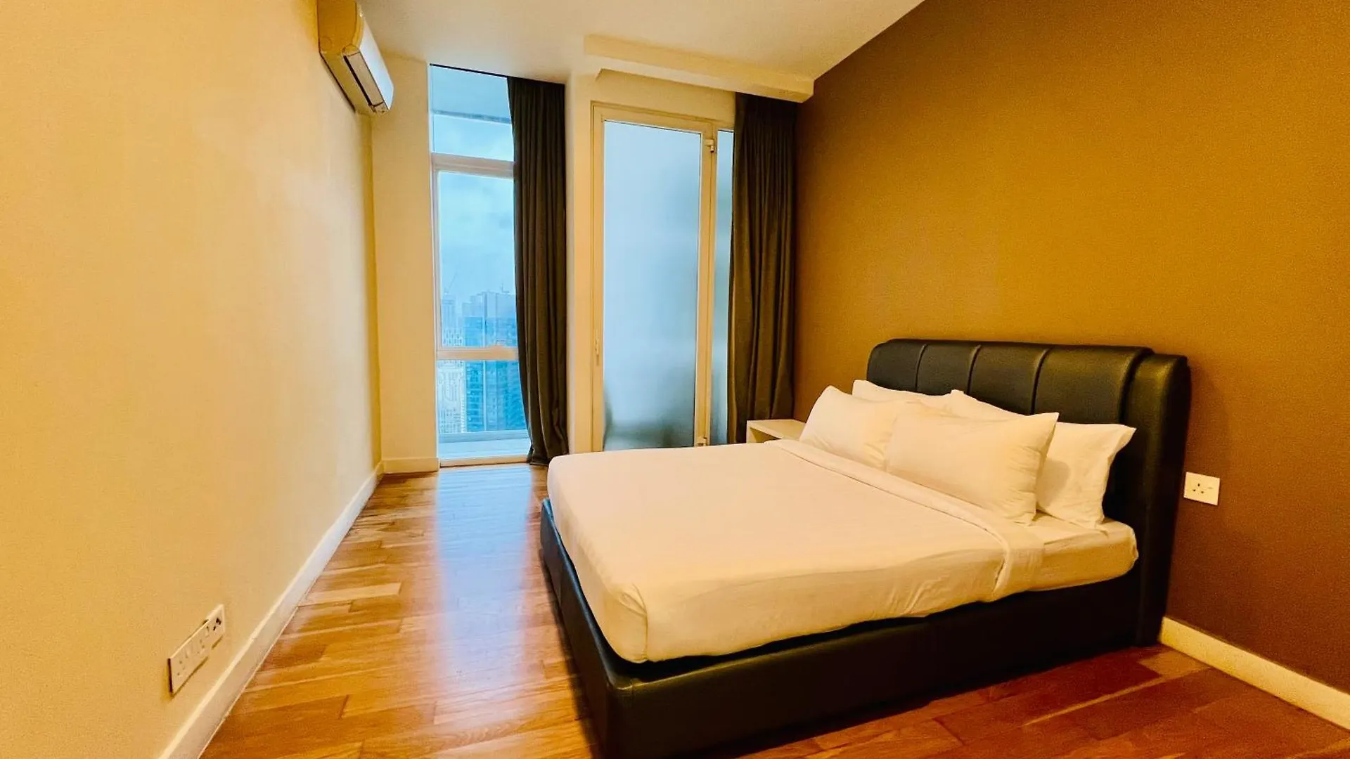 The Platinum Klcc By Castle Home Kuala Lumpur Malaysia